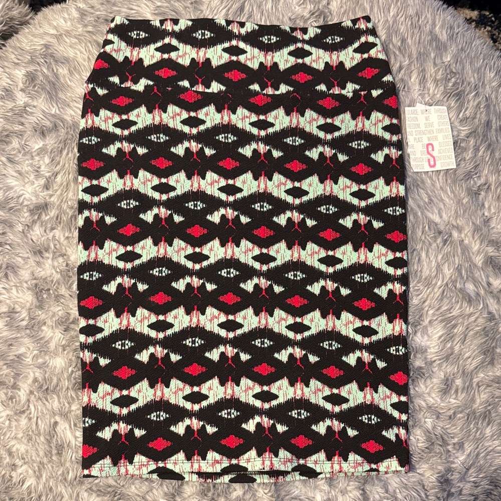 LuLaRoe Cassie Black and Red Geometric Cassie Pencil Skirt